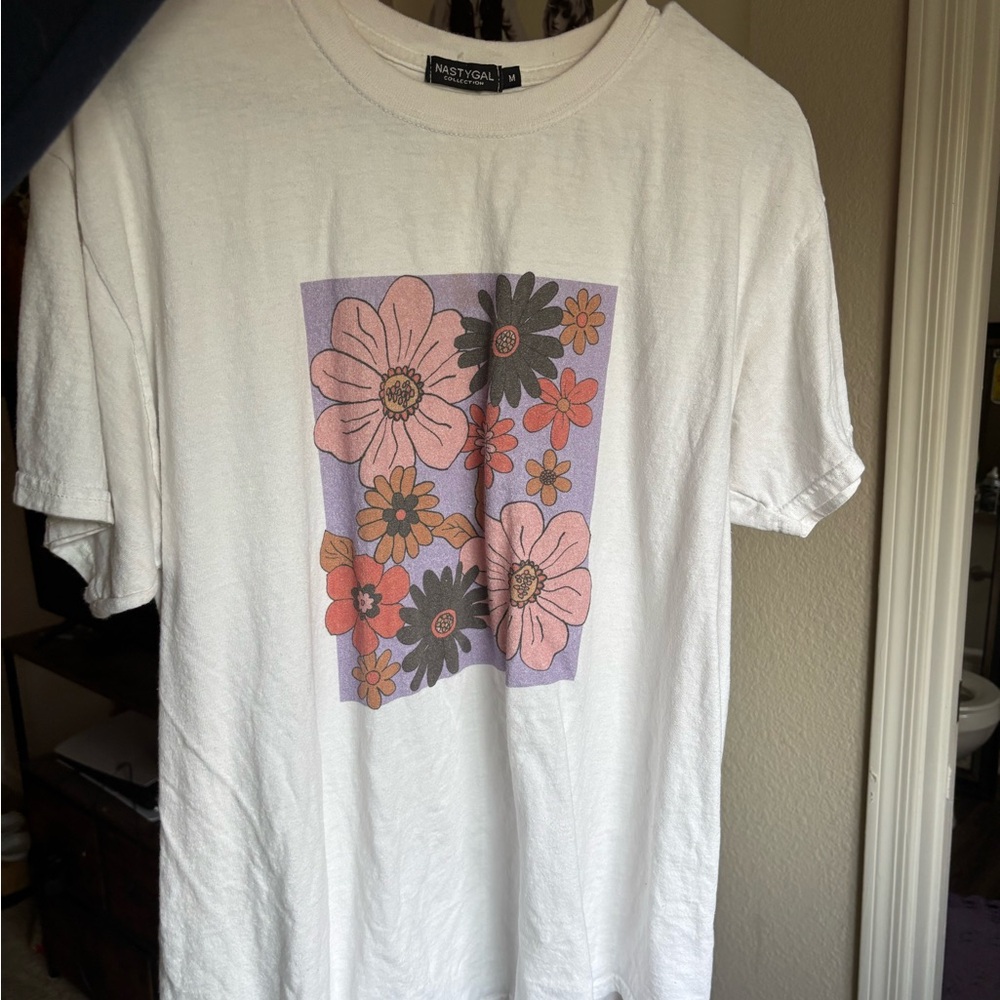 Nasty Gal White Floral Graphic Tee